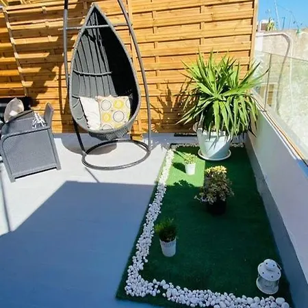 Apartment Romago 1 *